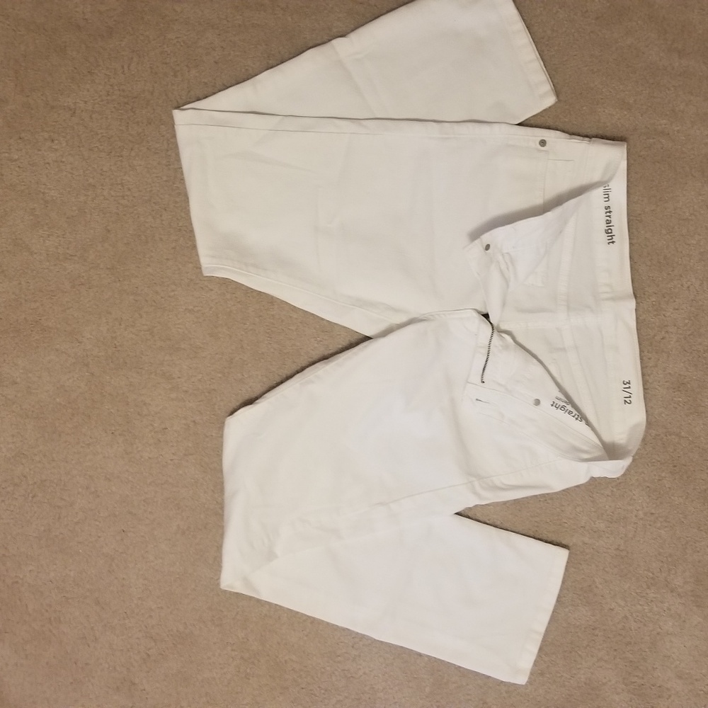 White jean